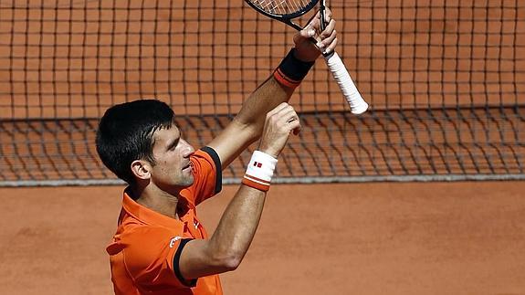 Djokovic supera a Murray y jugará contra Wawrinka la final en París