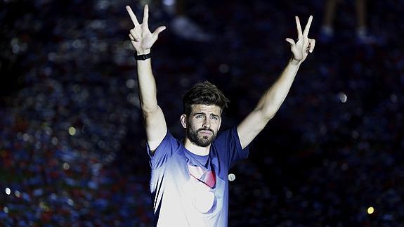 Piqué: «Gracias a Kevin Roldán, contigo empezó todo»