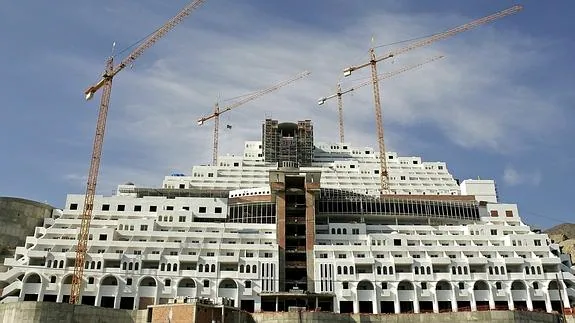 El Supremo falla que el hotel Algarrobico se alza en suelo «no urbanizable»