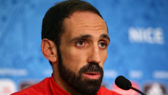 Juanfran: «Respetamos a todo el mundo, pero no tememos a nadie»