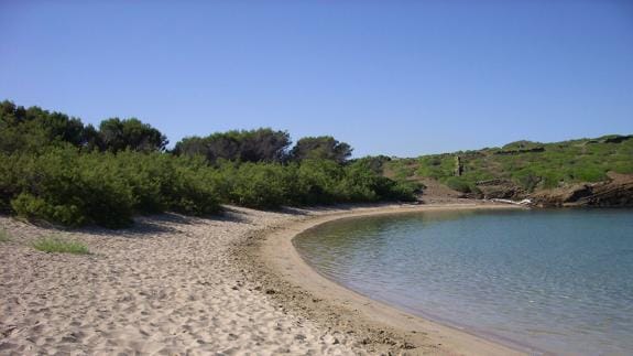 Así es la isla que se vende en Menorca por cinco millones