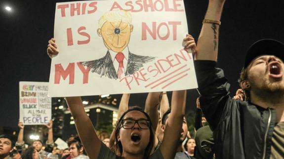 Estallan fuertes protestas contra Trump en las principales ciudades de EE UU