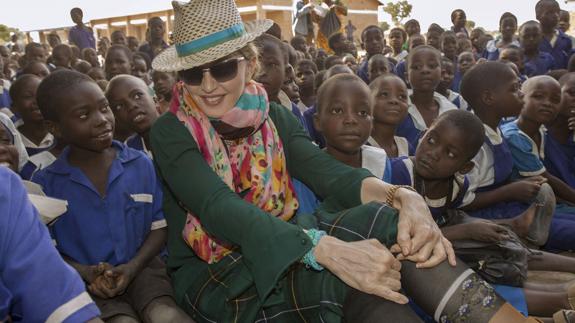 Madonna niega que quiera adoptar dos niños en Malaui