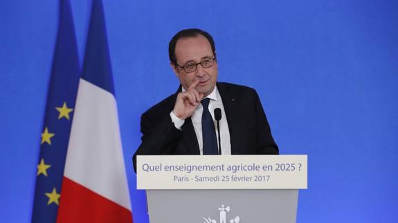 Hollande estalla y advierte a Trump tras sus críticas a la seguridad en Francia