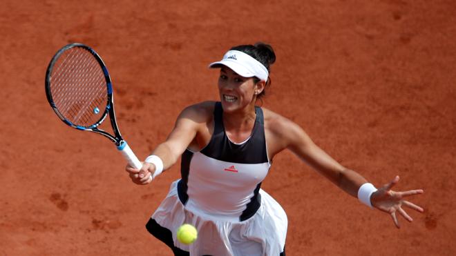 Muguruza despeja el nubarrón de Putintseva