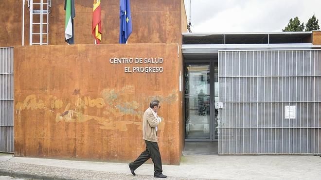 El centro de salud de El Progreso prestará sillas de ruedas a pacientes