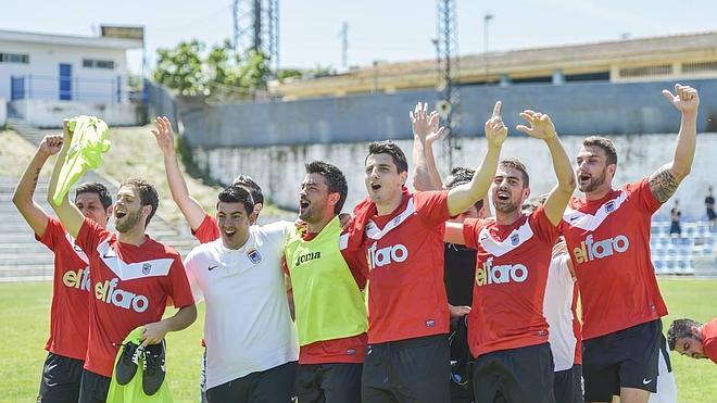 Empate y fiesta del campeón en el derbi