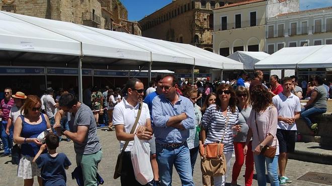 El PP y el PSOE temen que se desvirtúe la Feria del Queso