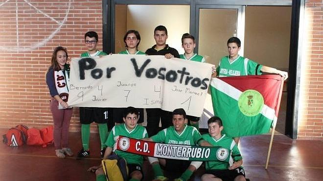 El CD Monterrubio regresa al fútbol tras el trágico accidente de autobús
