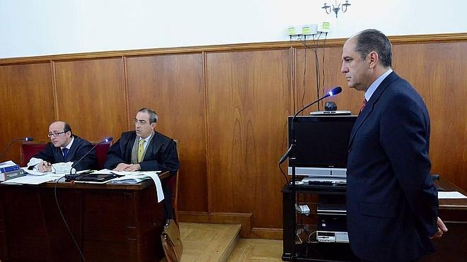 El PP denuncia que el PSOE cuente en su agenda electoral con el condenado Ángel Vadillo