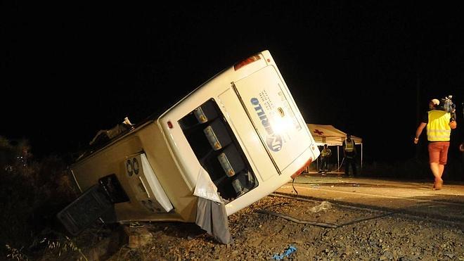 El microbús del accidente de Castuera circulaba más rápido de lo permitido