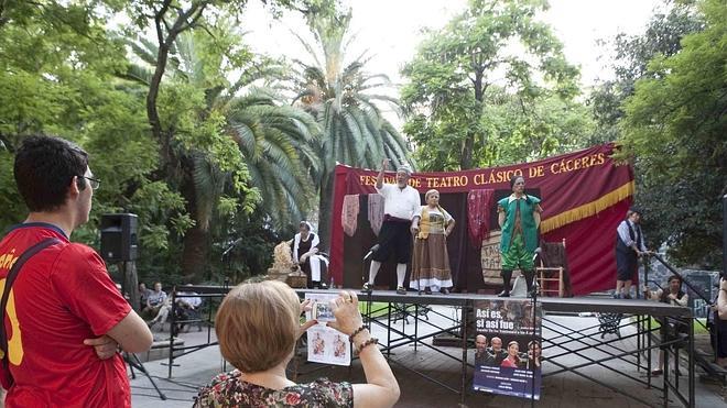 Jazz y entremeses se abren hueco en la agenda del Clásico de Cáceres para hoy