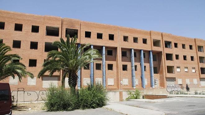 La Junta espera adjudicar 60 viviendas sociales de Aldea Moret en Navidades