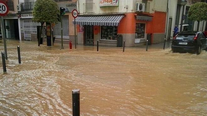 Una tormenta provoca inundaciones en Almendralejo