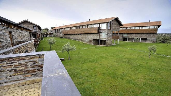 Las ocho hospederías extremeñas reciben 7,6 millones para su puesta al día