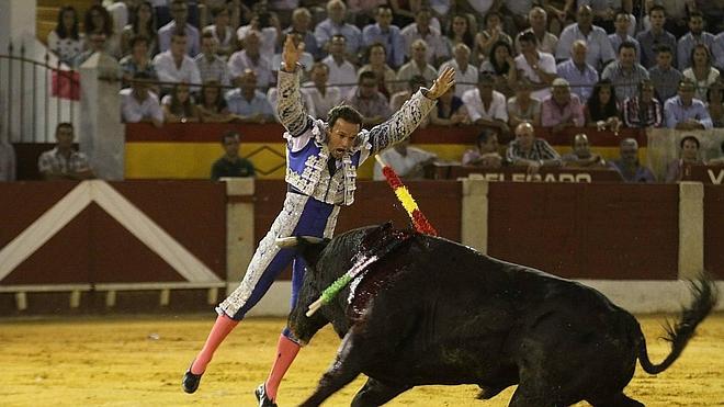 Triunfo de Ferrera y Perera en Almendralejo