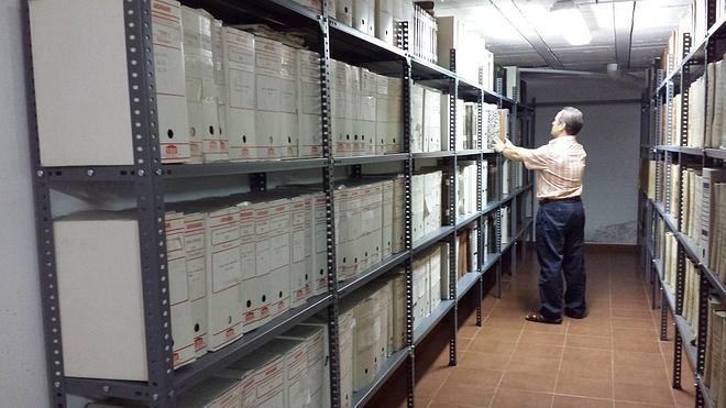El archivo municipal de Almendralejo reabre tras 4 años