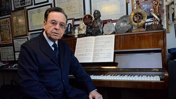 Emilio González Barroso ofrece en Aula HOY una conferencia-recital de villancicos