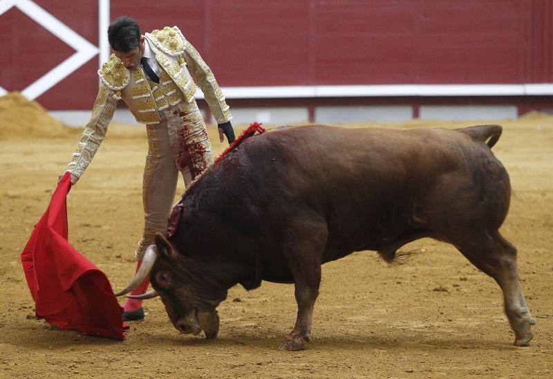 Talavante triunfa en la inauguración del Coliseum Burgos