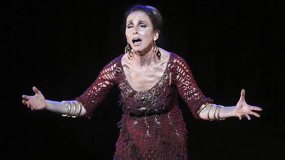 El sólido desequilibrio de Medea se alía con la fuerza dramática de Ana Belén