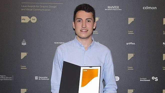 El extremeño Javier Leal consigue el bronce en los Premios Laus, los Goya del diseño gráfico