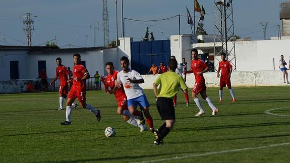 El Badajoz arranca con victoria