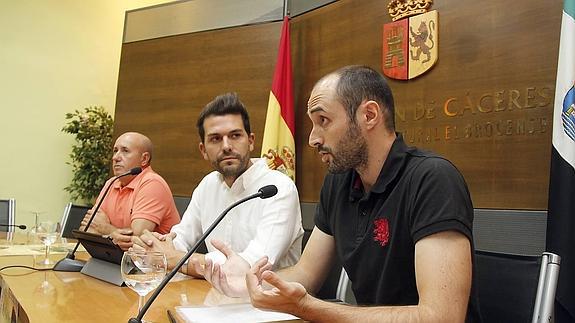 Un centenar de vecinos de Ceclavín participan en la representación teatral del motín de 1755