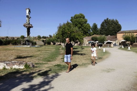 El futuro alojamiento turístico en el Vostell, pendiente del último informe