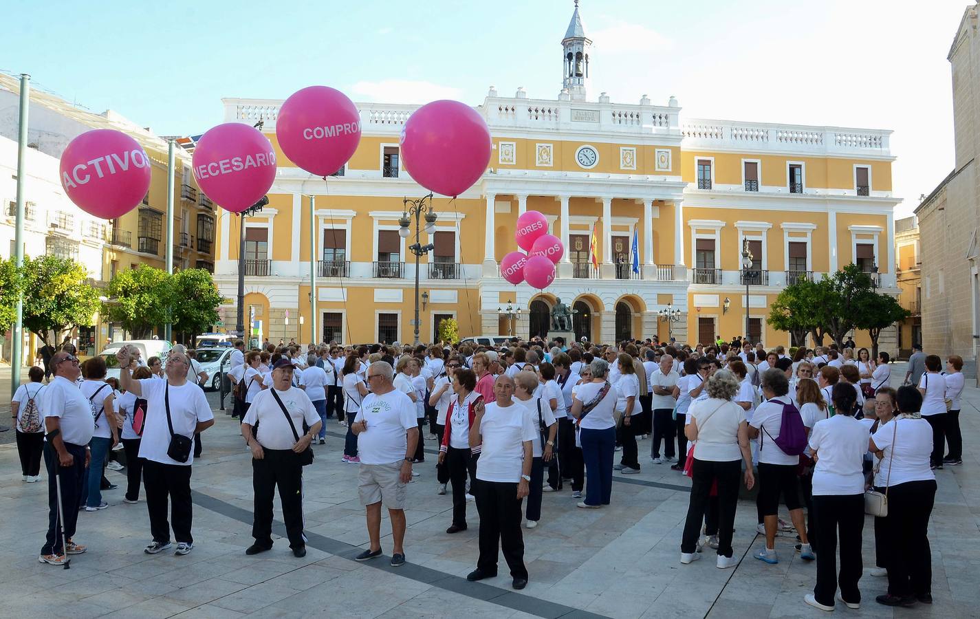 El 'Mes del mayor' incluye rutas guiadas, bailes y conferencias
