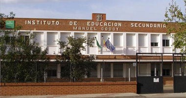 Reunión de antiguos alumnos del instituto Manuel Godoy de la promoción 1981-1985