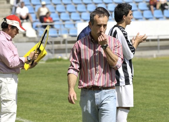 El Badajoz cambia la siesta por Fael