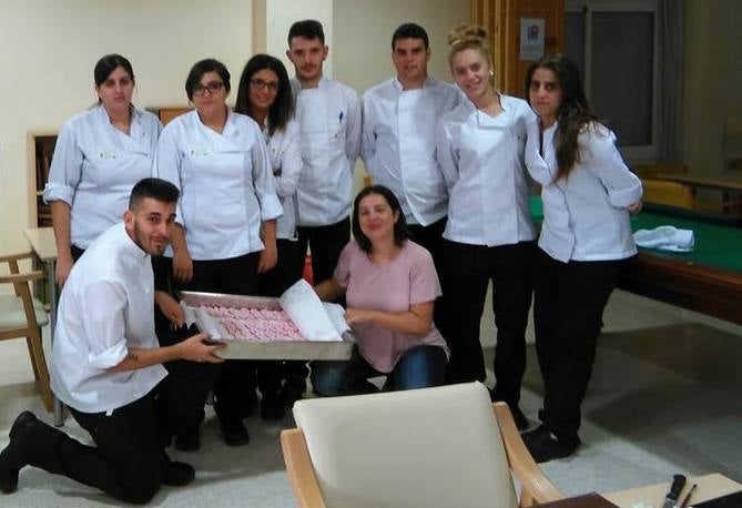 Un total de 16 jóvenes se formarán a través del Programa Dual @prendizext “Sabor y Confort”