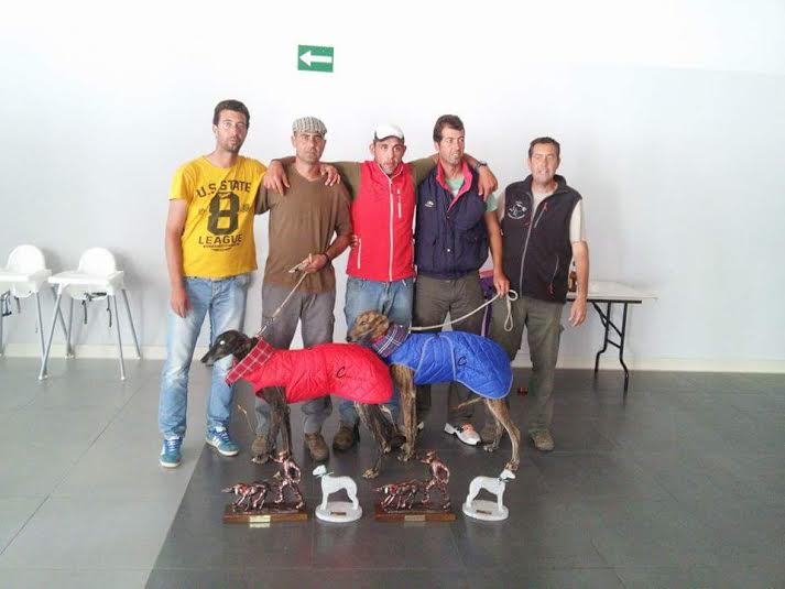 Las galgas Lebrijana y Chaboli, representantes locales en el Campeonato de Galgos Provincial de Extremadura