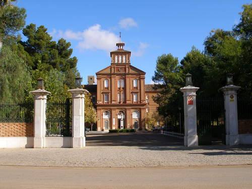 El Ayuntamiento de Villafranca y el Colegio San José firman el "Programa Agente Tutor"