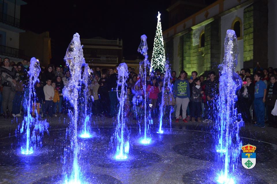 En las calles de la localidad ya huele a Navidad