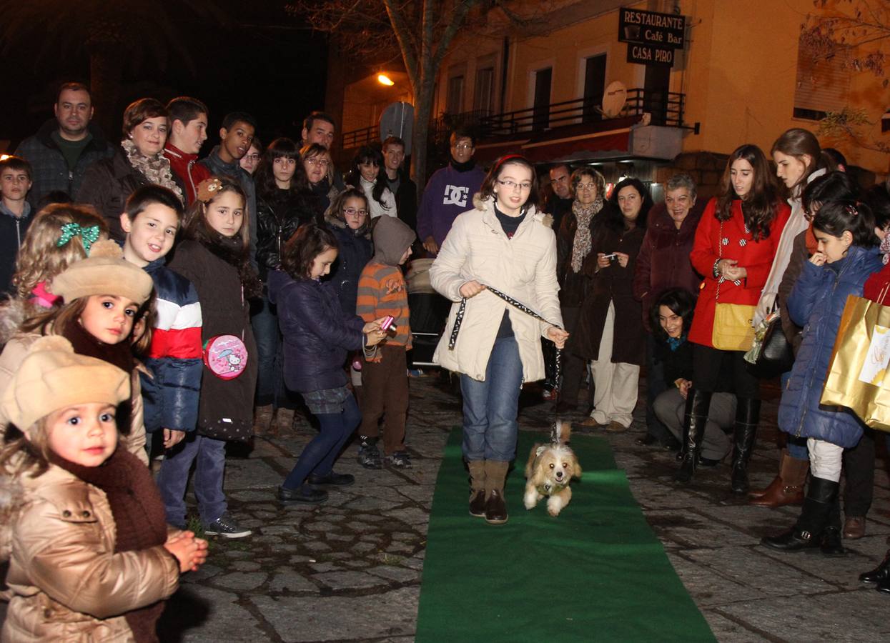 Noche de compras con motivo de la campaña navideña ‘Comercio de Coria, tu mejor compra’