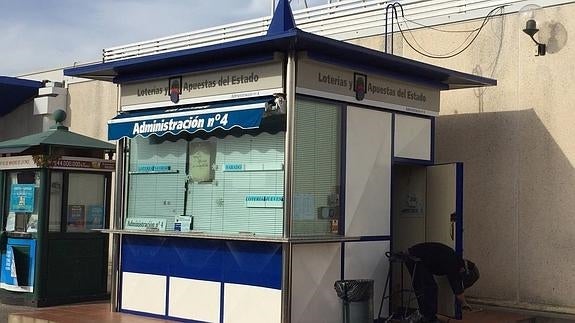 La lotería vendida por Armería Paco Díaz a modo de participación fue una de las robadas en la Administración de Villanueva de la Serena