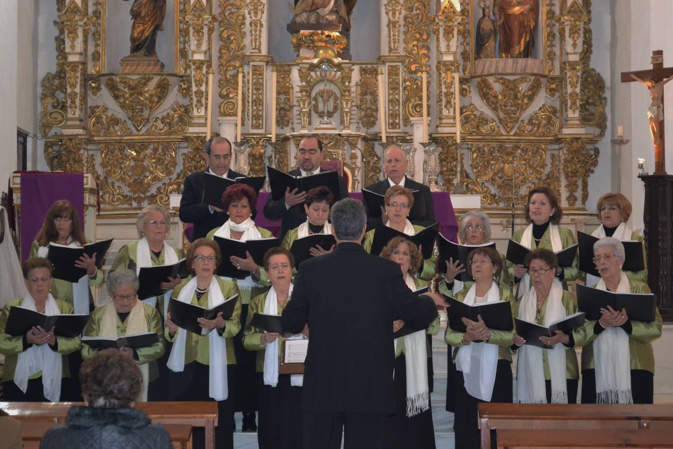 La Coral municipal Ars Vetera ofrecerá hoy en la Iglesia su concierto navideño