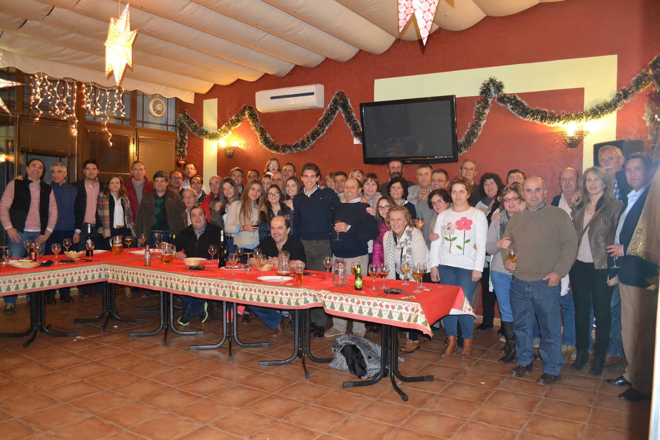 La peña de Ginés Marín le rinde homenaje en la localidad con un emotivo balance de su trayectoria