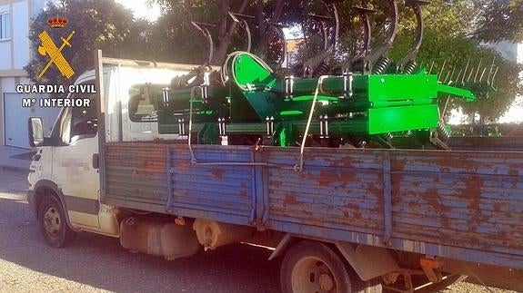 La Guardia Civil esclarece doce robos en plantas fotovoltaicas, naves y talleres