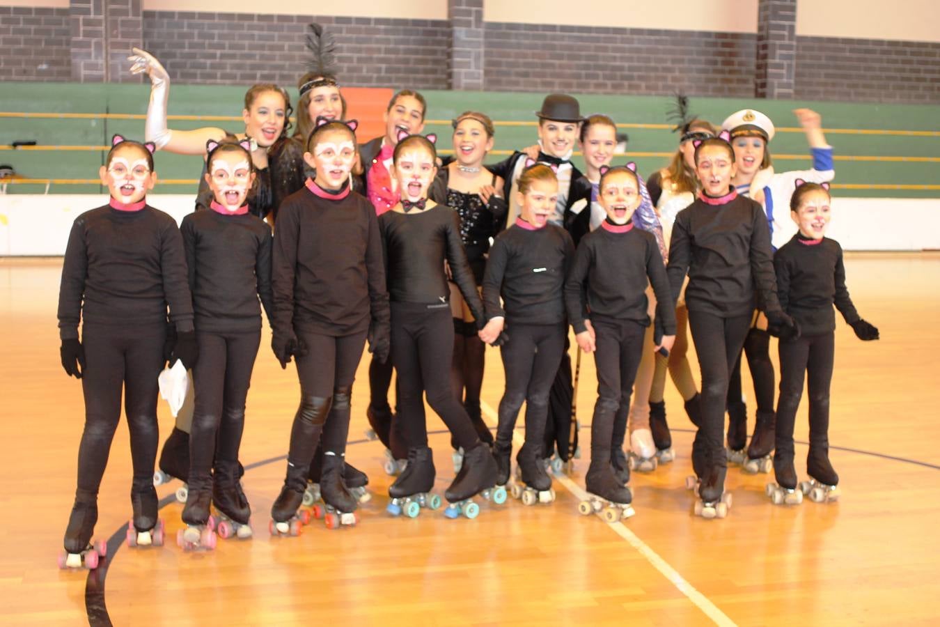 Festival fin de año para las patinadoras santeñas