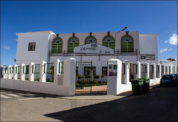 LA UPV oferta un curso gratuito de Celador Sanitario