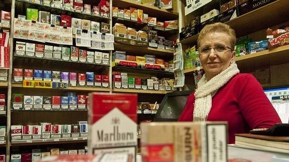 San Roque llora la muerte de Paquita Barragán, la estanquera de Ricardo Carapeto