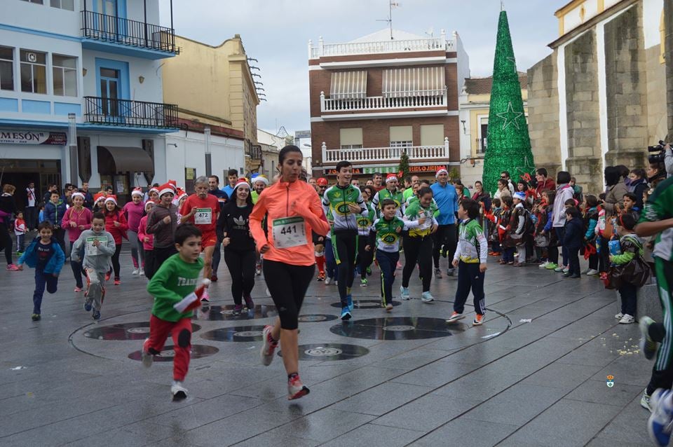 En torno a 200 personas se dieron cita en la cuarta carrera San Silvestre de la localidad