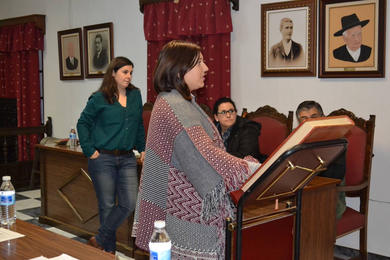 Las nuevas concejalas del PP toman posesión de su cargo en el primer pleno