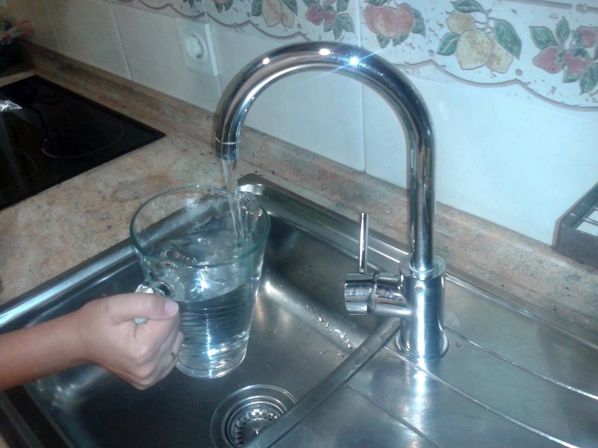 El Ayuntamiento ayuda a los vecinos a solicitar la devolución del canon del agua