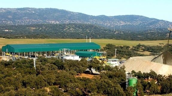 Andalucía lamenta el cierre de Aguablanca y se pone a disposición de Extremadura