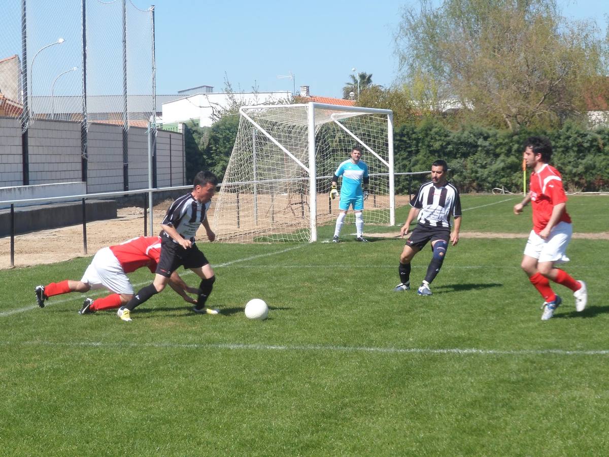Cara y cruz para los veteranos antes del derbi