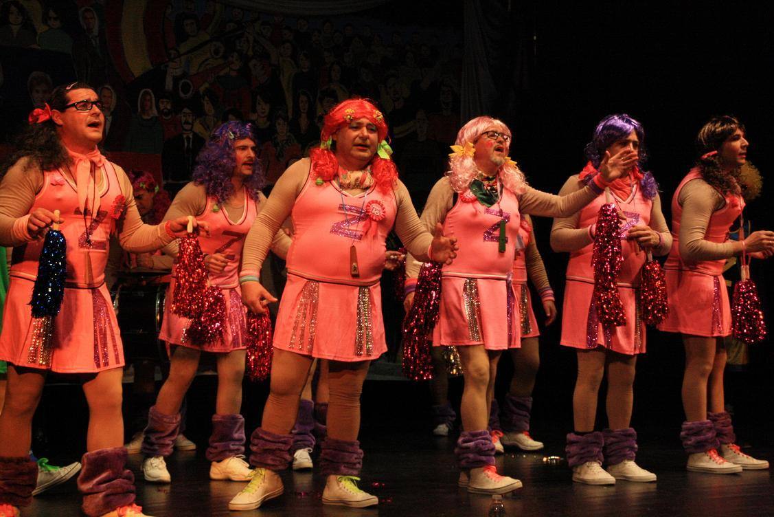 Arranca el carnaval con las Mugas