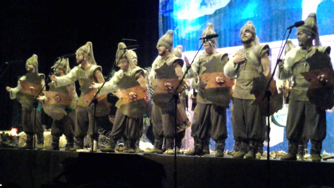 11 agrupaciones actúan entre ayer y hoy en el certamen de carnaval de este año